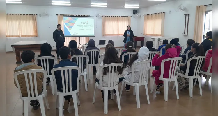 Veja como foi o trabalho dentro e fora da sala de aula.