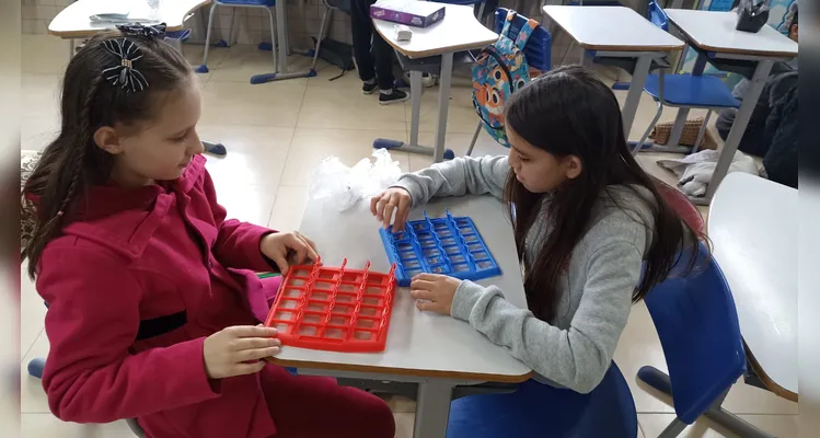 Veja como foi o trabalho em sala de aula e os registros dos alunos em casa.