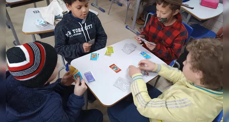 Veja como foi o trabalho em sala de aula e os registros dos alunos em casa.