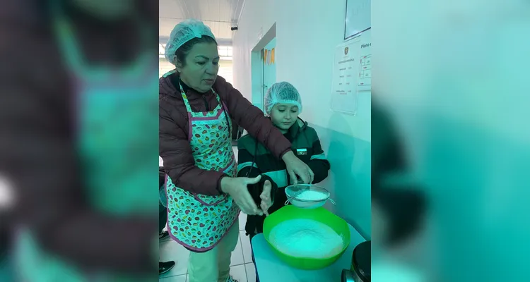 Confira os momentos que os alunos colocaram a 'mão na massa' dentro da saborosa atividade.