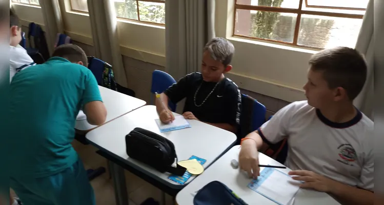 Veja os registros das dinâmicas dentro e fora da sala de aula.