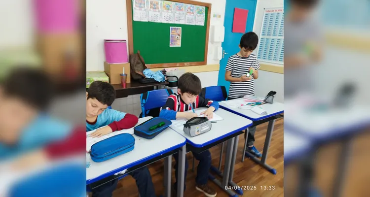 Veja os registros dos trabalhos dos alunos em sala de aula.