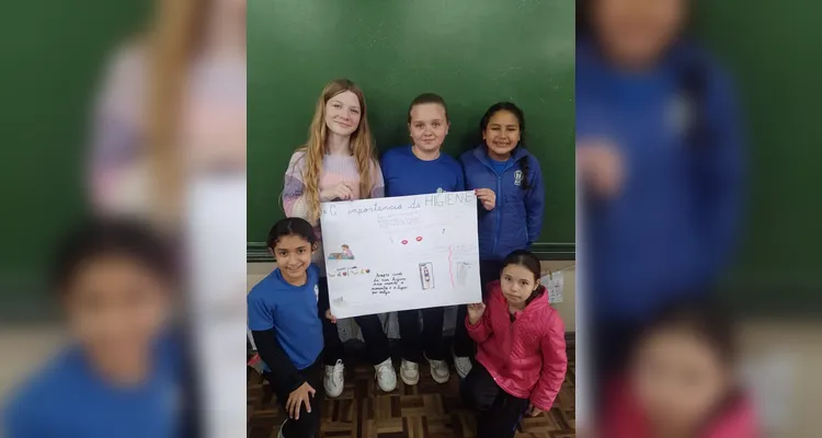 Educandos puderam realizar produções que sintetizaram conhecimentos adquiridos em sala.