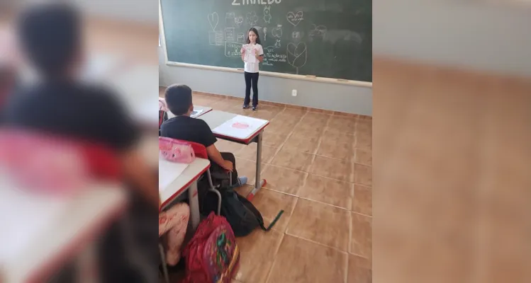 Veja a série de registros do amplo trabalho em sala de aula.