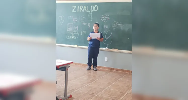 Veja a série de registros do amplo trabalho em sala de aula.