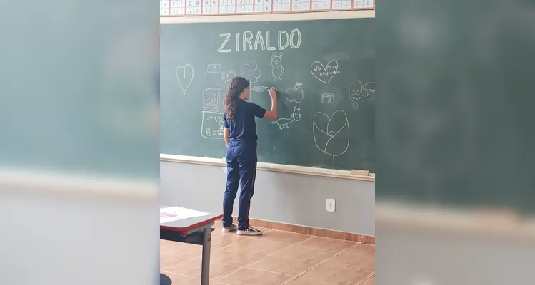 Veja a série de registros do amplo trabalho em sala de aula.