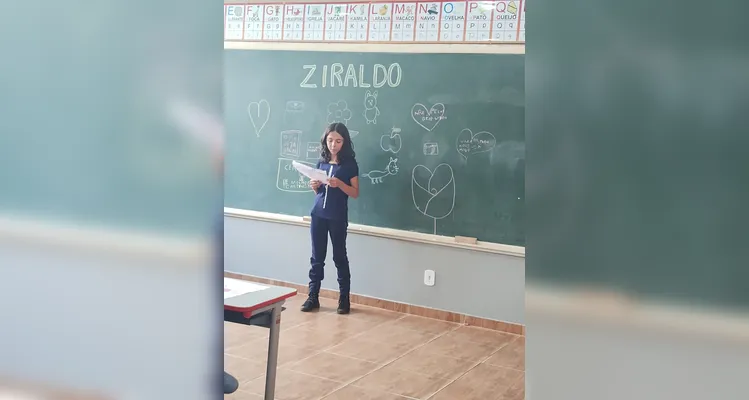 Veja a série de registros do amplo trabalho em sala de aula.