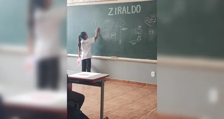 Veja a série de registros do amplo trabalho em sala de aula.
