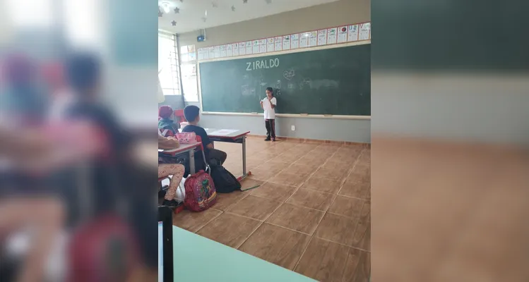 Veja a série de registros do amplo trabalho em sala de aula.