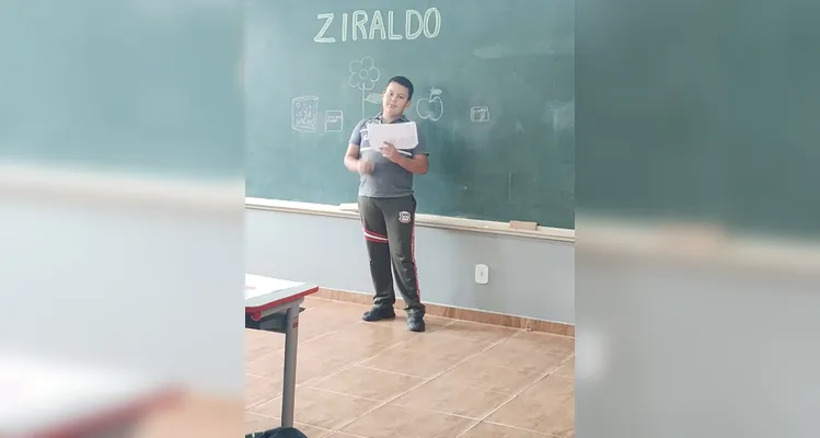 Veja a série de registros do amplo trabalho em sala de aula.