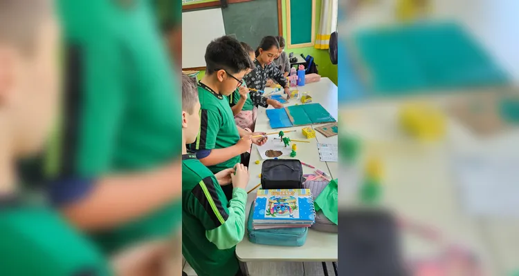 Veja os registros do trabalho em sala de aula.