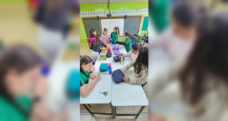 Veja os registros do trabalho em sala de aula.