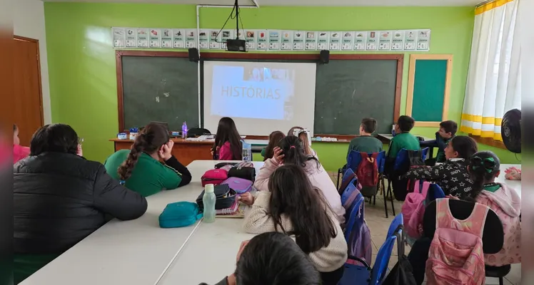 Veja os registros do trabalho em sala de aula.