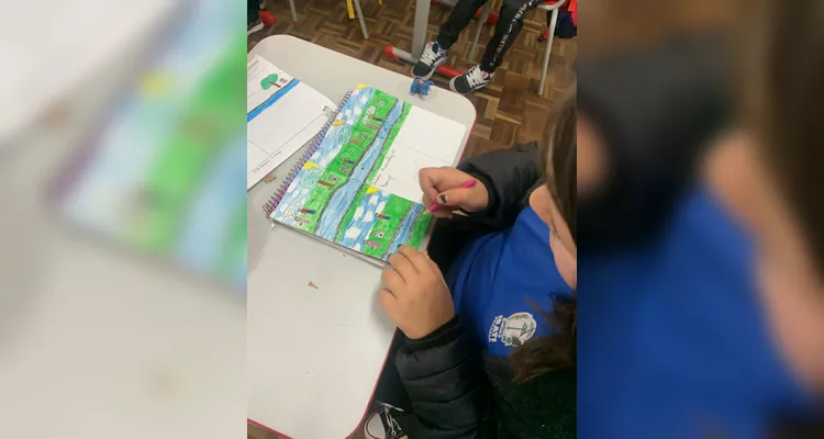 Trabalho artístico movimentou a sala de aula.