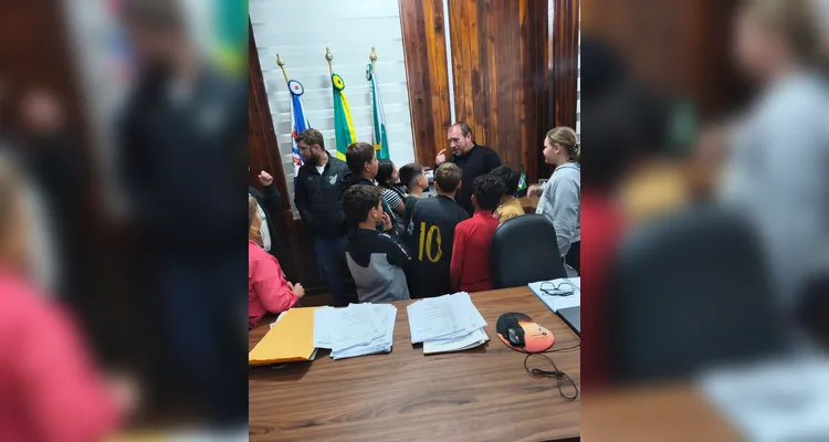 Veja a série de registros do trabalho em sala de aula e na Prefeitura.