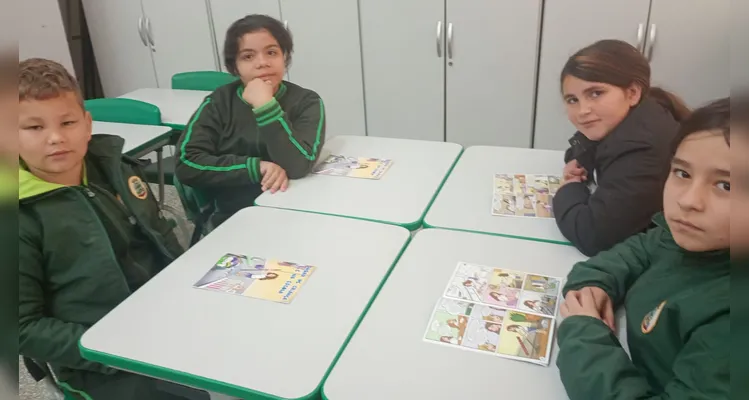 Confira como foi o trabalho elaborado pelos educandos em sala de aula.