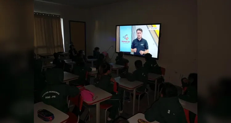 Veja como foi o trabalho em sala de aula.