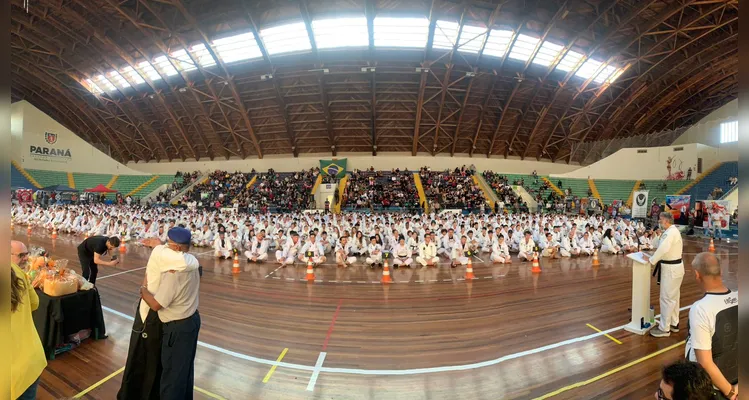 Veja alguns registros da cerimônia que contagiou os educandos.