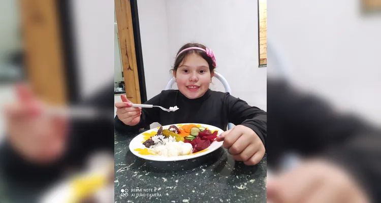 Veja como ficaram os pratos dos alunos e quais ações práticas foram desenvolvidas na escola.