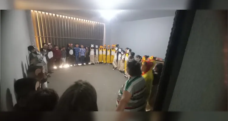Confira a série de registros da ampla encenação realizada pelos educandos.
