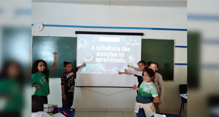 Confira os registros do trabalho em sala de aula.