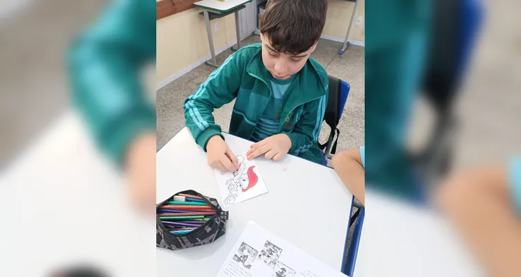 Educandos participam ativamente do processo.