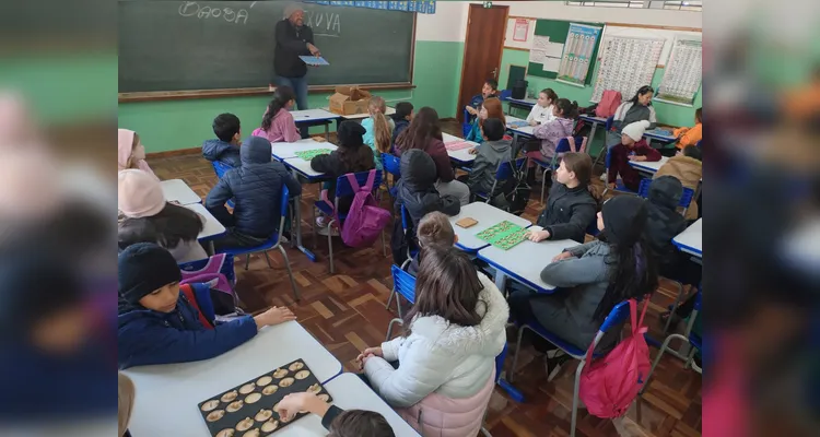 Confira a série de registros da ampla proposta em sala de aula.
