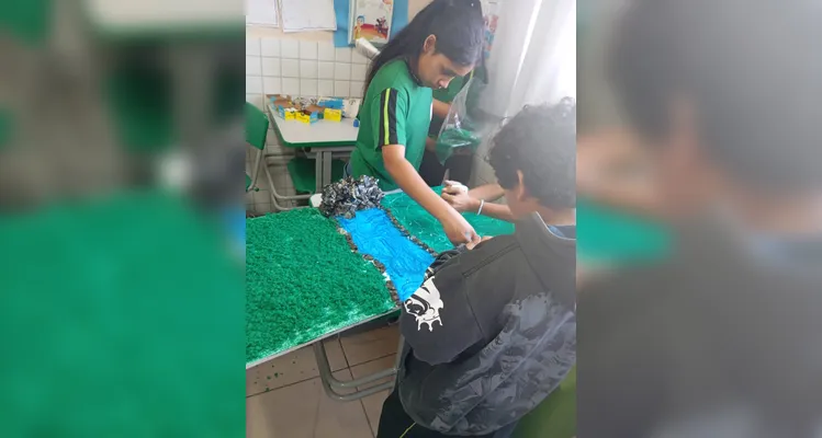 Veja os registros do amplo trabalho em sala de aula.