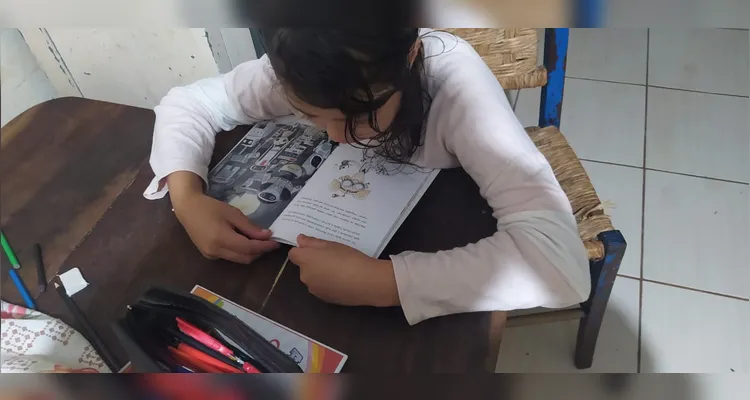 Veja como foi o trabalho em sala de aula e os registros dos alunos em casa.
