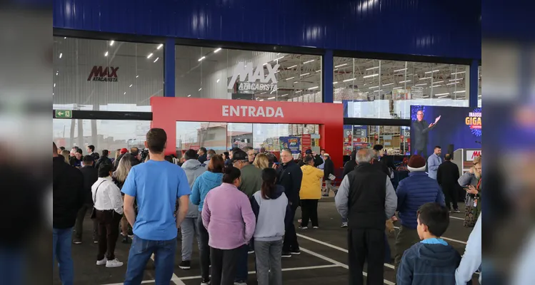 Max inaugura unidade inédita em Castro e gera 250 empregos diretos