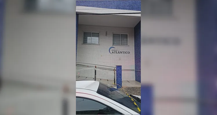 Grave: universitária cai de 3º andar de edifício no centro de Ponta Grossa