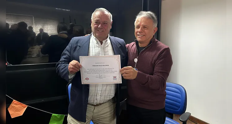 Emendas garantem novos carros para Santa Casa de PG