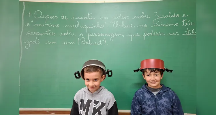 Os alunos realizaram diversos trabalhos, entre eles a simulação de um podcast com os personagens criados por Ziraldo.