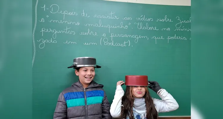 Os alunos realizaram diversos trabalhos, entre eles a simulação de um podcast com os personagens criados por Ziraldo.