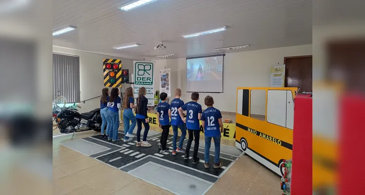 A dinâmica propiciou a conclusão dos estudos realizados pelos alunos ao longo do semestre.