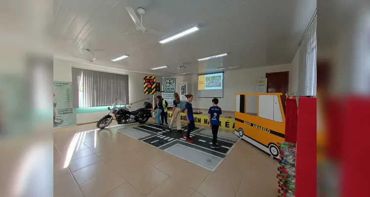 A dinâmica propiciou a conclusão dos estudos realizados pelos alunos ao longo do semestre.
