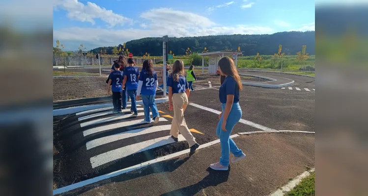 A dinâmica propiciou a conclusão dos estudos realizados pelos alunos ao longo do semestre.