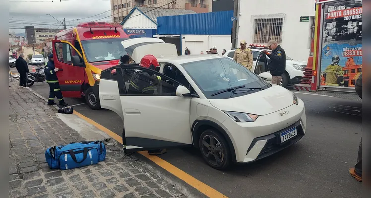 Confira mais imagens de grave acidente no Centro de PG