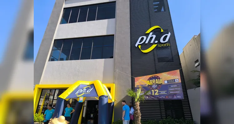 Na PhD, você comemora a Festa Junina enquanto treina