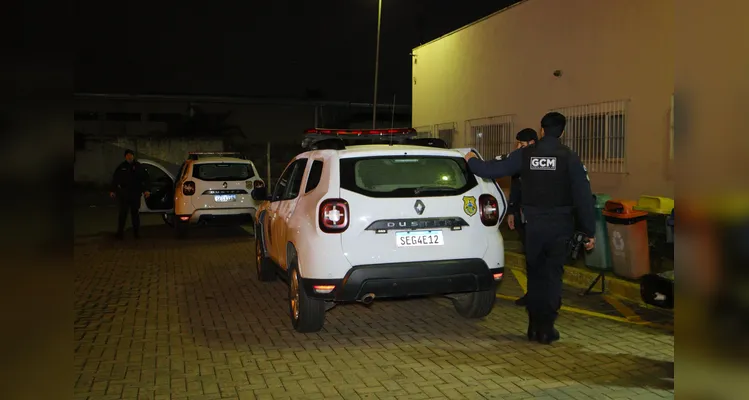 Homem morre após ser baleado durante briga em conveniência de PG
