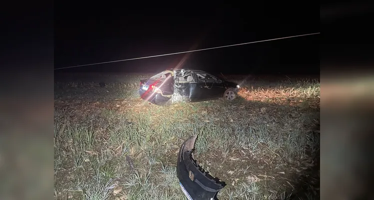 Motorista perde controle da direção e atinge poste na PR-340 em Tibagi
