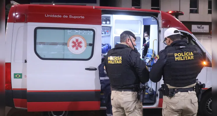 Colisão entre duas motocicletas deixa um ferido em Ponta Grossa
