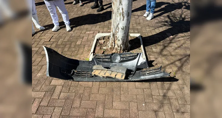 Motociclista tem fratura exposta em acidente com carro em PG