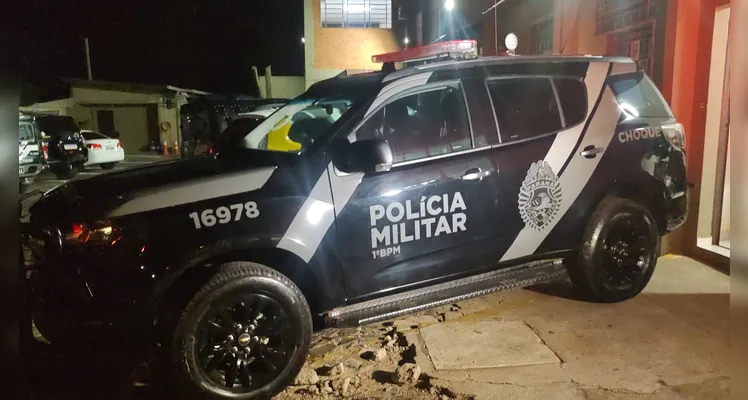 Os entorpecentes foram encaminhados para a delegacia para os procedimentos cabíveis.