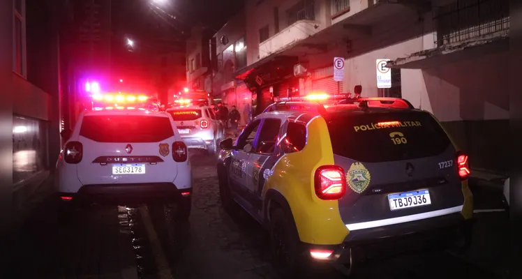 Jovem é atropelado após se envolver em briga generalizada em PG