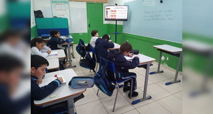 Confira a série de registros da ampla dinâmica com os educandos.