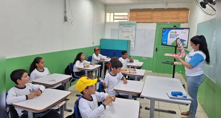 Confira a série de registros da ampla dinâmica com os educandos.