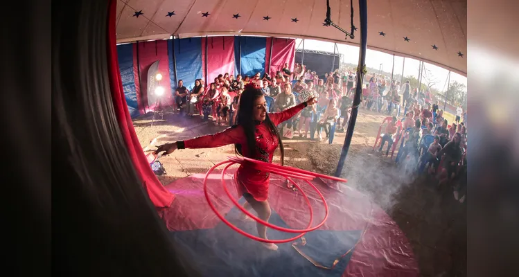 Projeto 'O Circo da Cidade' encanta mais de 15 mil pessoas em PG