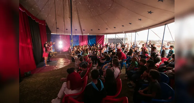 Projeto 'O Circo da Cidade' encanta mais de 15 mil pessoas em PG