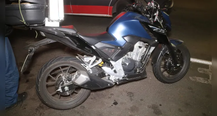 A moto apresentou algumas avarias